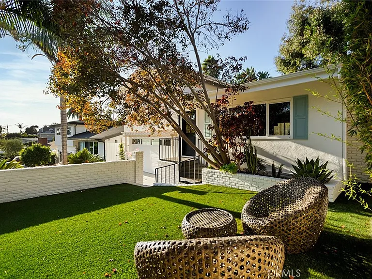 27085 Calle Dolores — Photo 43