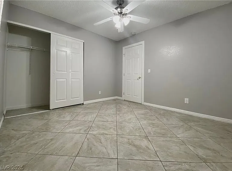 718 Skipjack Dr — Photo 21