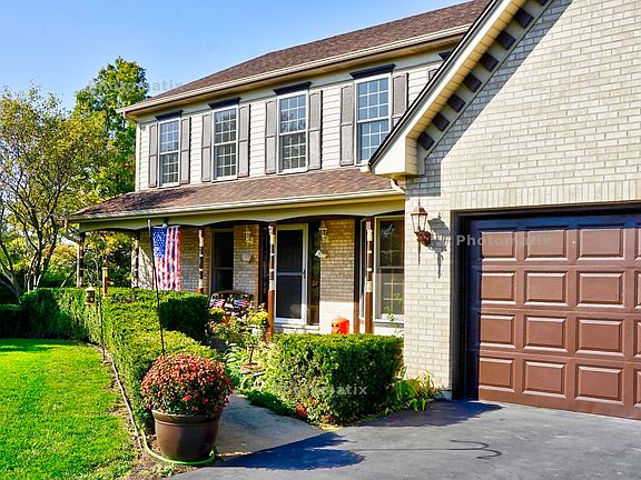 2nd image of 3N835 Meadowridge Cir