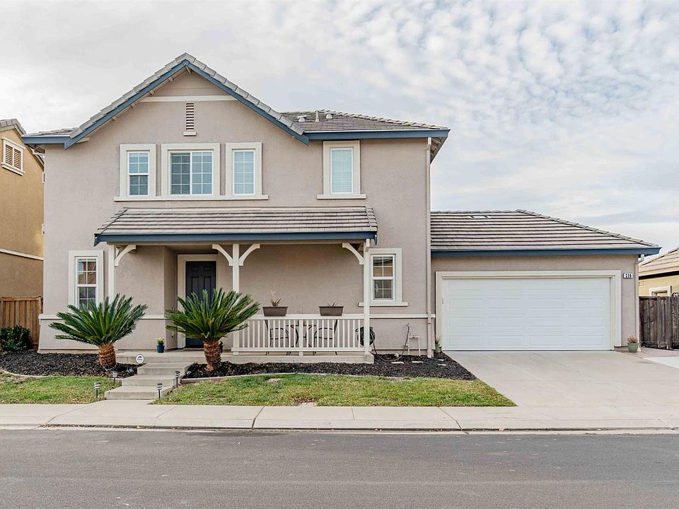 1st image of 318 Potters Ln