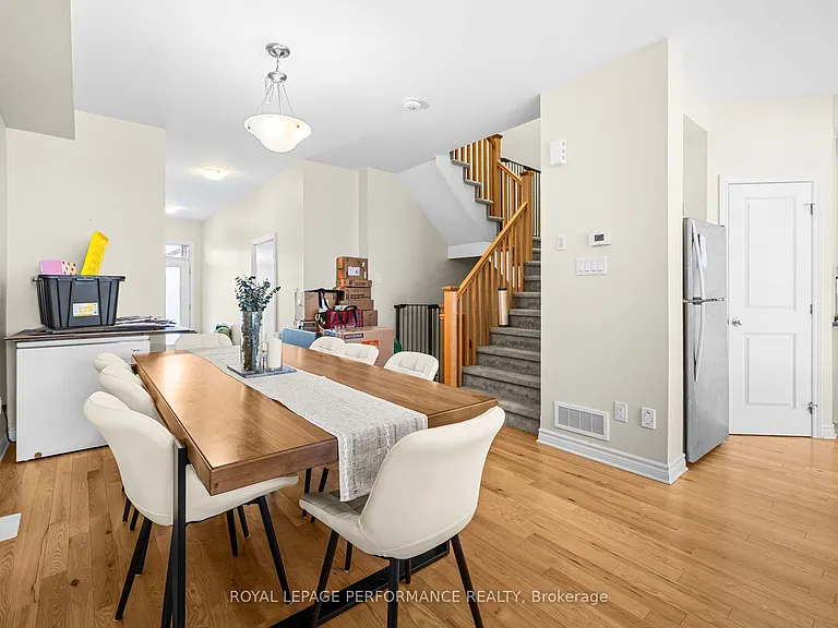 709 Namur St — Photo 3