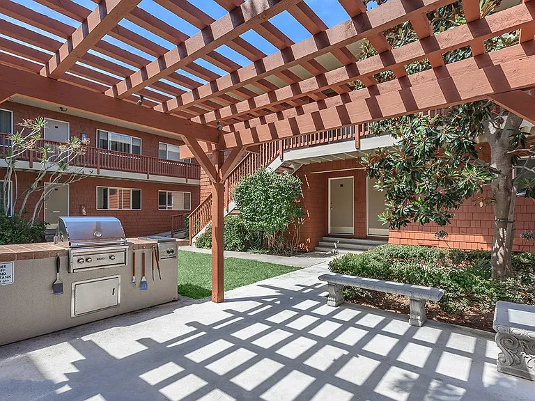 Terraces at Del Mar — Photo 12