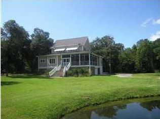 725 Hall Rd, Awendaw, SC 29429