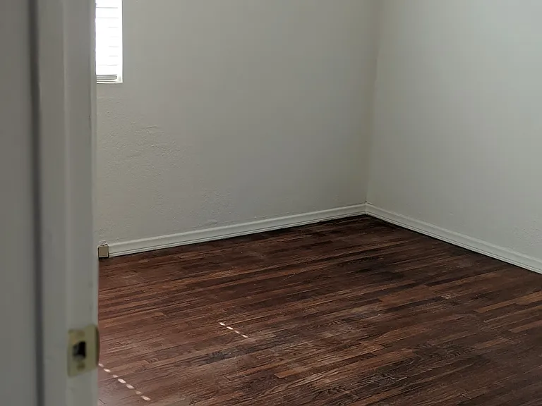 2202 Chatsworth Blvd — Photo 4
