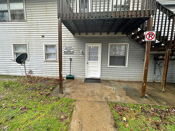 3rd image of 113-119 John St #117