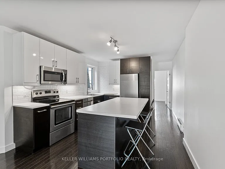 2118A Danforth Ave — Photo 7