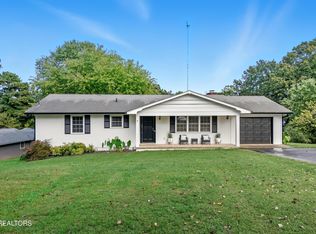 1214 Michaels Ln, Knoxville, TN 37912