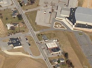 7 Valley Rd, York, PA 17407