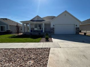 1267 S Johnnys Dr, Spanish Fork, UT 84660
