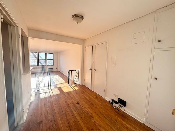 3rd image of 315 Ocean Pkwy #5V