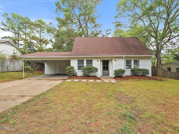 1003 Amherst St, Clinton, MS 39056