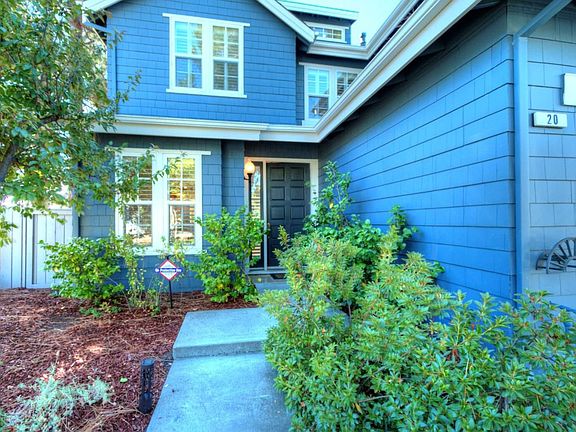 3rd image of 20 Dockside Cir