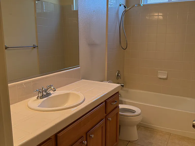 3156 N Arroyo Ave — Photo 13