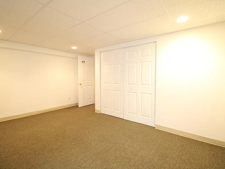 7261 Hyperion Point — Photo 30