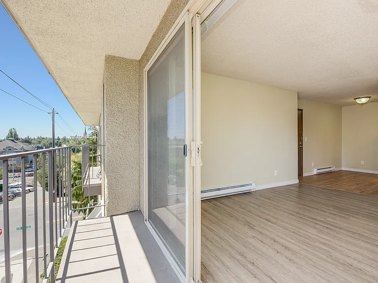 Stonebridge Apartments — Photo 68