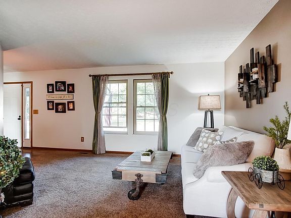 4th image of 3732 Stunsail Ln