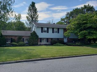 5132 Washington Ave, Whitehall, PA 18052