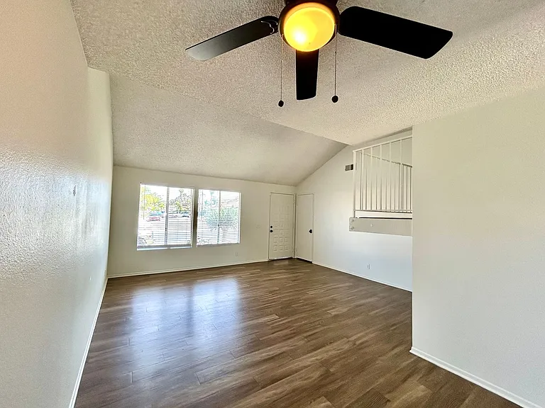 2871 Wardlow Ave — Photo 3