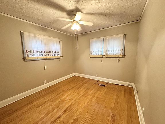 5th image of 3601 N 42nd STREET