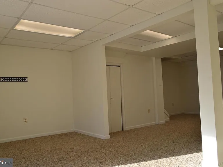 890 Gaming Sq — Photo 24