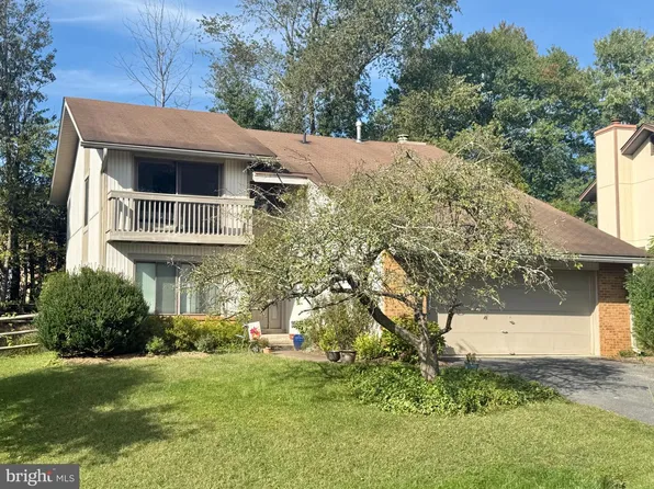 9509 Aspenwood Ct, Montgomery Village, MD 20886