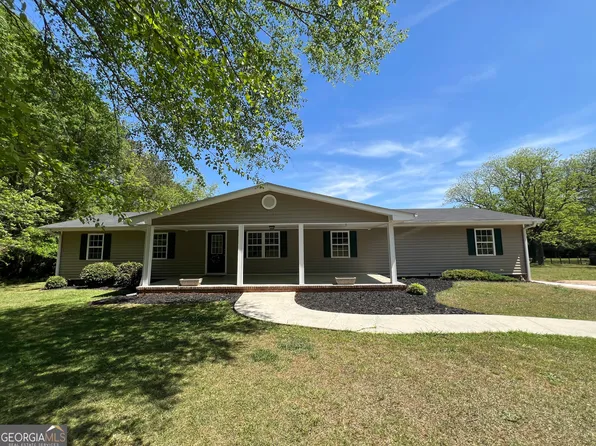 1104 Christian Cir SE, Conyers, GA 30013