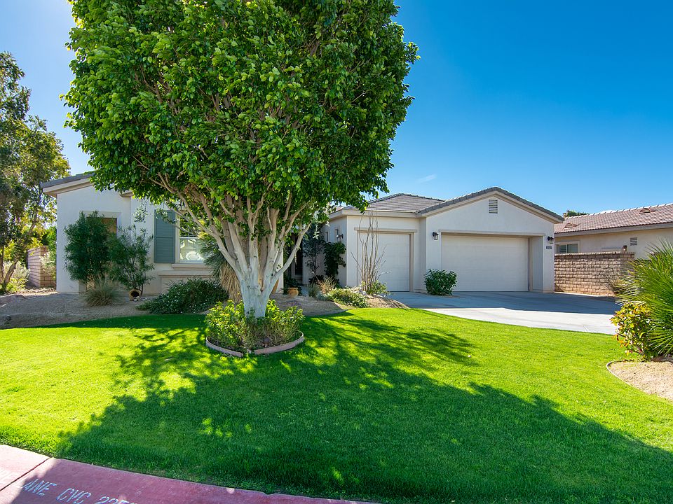 1st image of 43435 Calle Espada