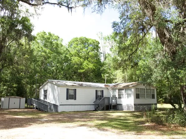 1025 NE 642nd St, Old Town, FL 32680