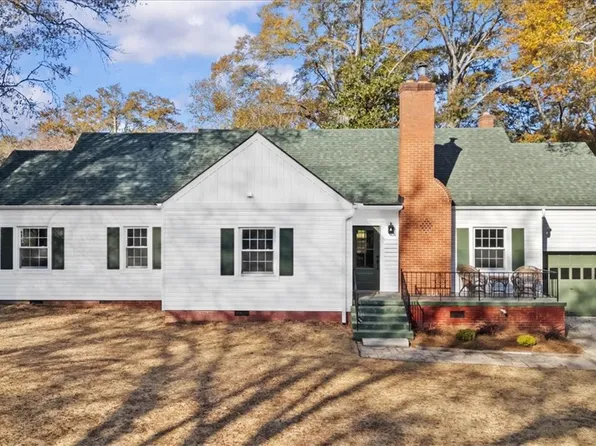 205 Walhalla St, Westminster, SC 29693