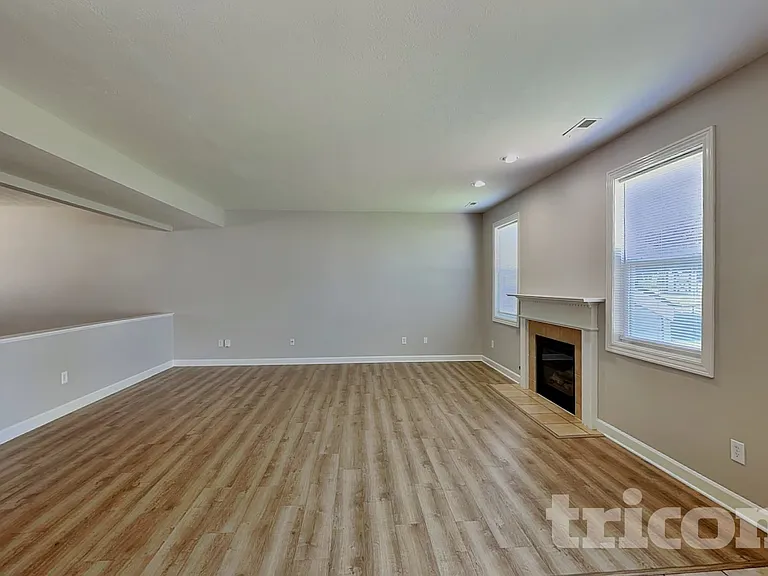 5426 Basin Park Dr — Photo 5