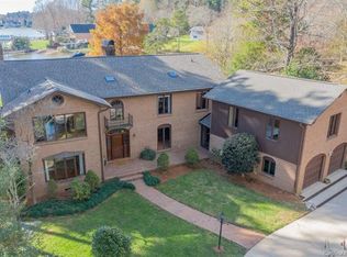 2944 Lake Shore Rd S, Denver, NC 28037