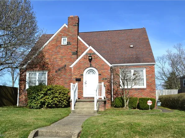 1264 Elmhurst Dr, Weirton, WV 26062