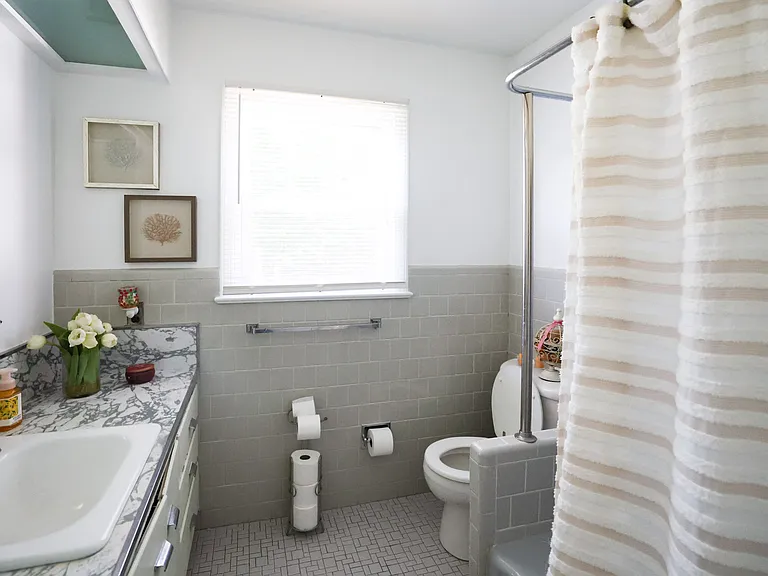 118 Diamond Bridge Ave #1 — Photo 14