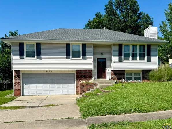 2134 SE 38th Cir, Topeka, KS 66609