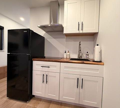4th image of 1025 NW 148th St #2