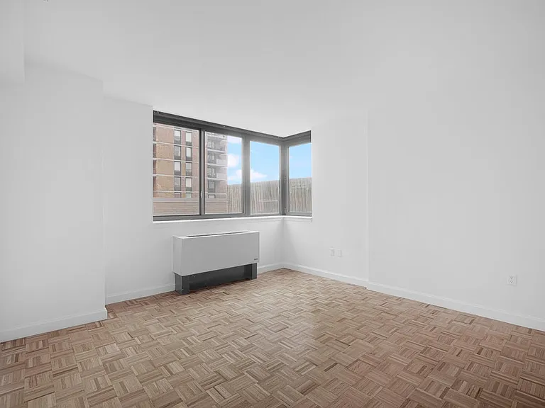 360 W 43rd St #S5D — Photo 5