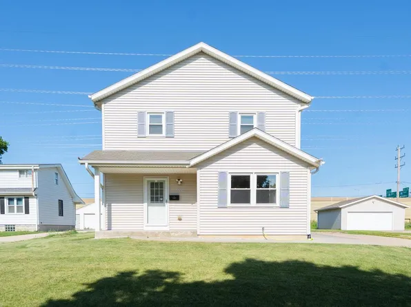 1021 South 98th STREET, West Allis, WI 53214