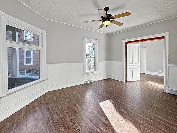 4th image of 368 Garfield Ave