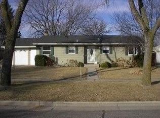 2113 17th St S, Moorhead, MN 56560