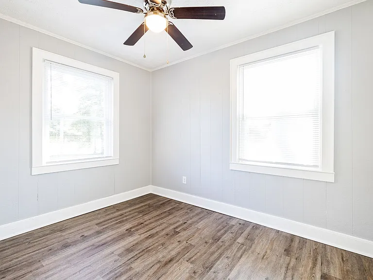 100-123 Sycamore Ct — Photo 4