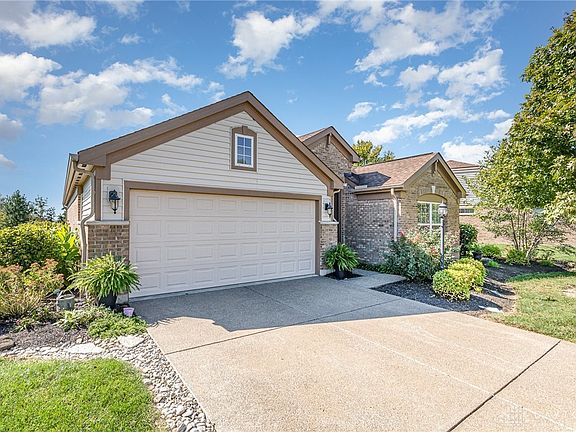 3rd image of 4731 Fox Run Pl