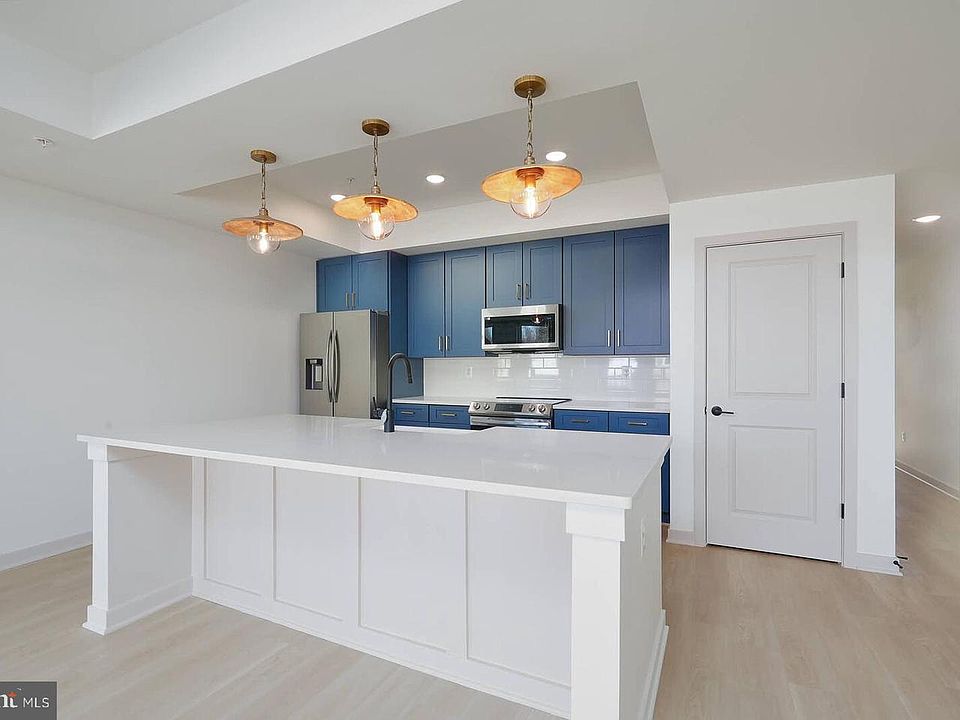 1st image of 710 Iron Forge Rd Unit B