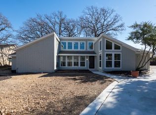 1312 Broadmoor Ln, Irving, TX 75061