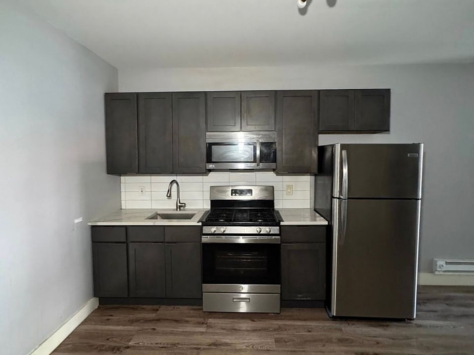 1st image of 805 Summer Ave #1A