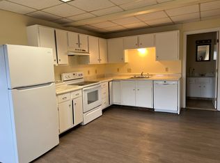 388 Auburn St #3, Manchester, NH 03103