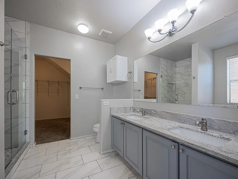 1861 E Patrick Ln — Photo 15