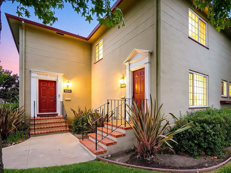 1st image of 13556 Bancroft Ave #3