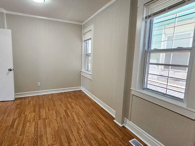 213-1 Saltonstall Ave — Photo 5
