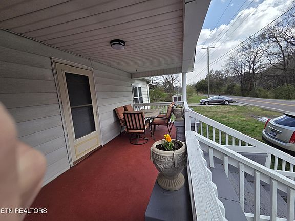 2nd image of 8313 Thorn Grove Pike