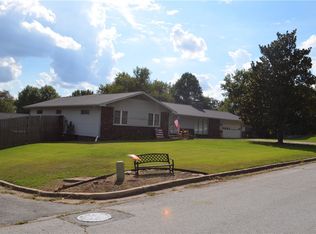 1600 Brentwood Dr, Harrison, AR 72601